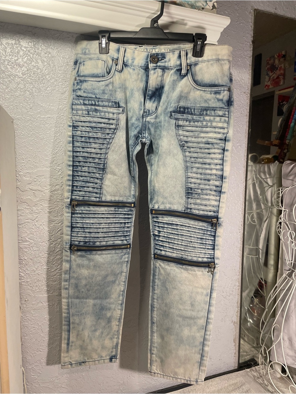 Men's Light Blue Slim Moto Jeans with Ribbed Panels and Knee Zippers